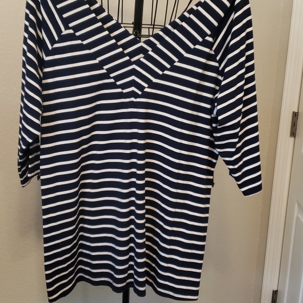 V neck/back shirt